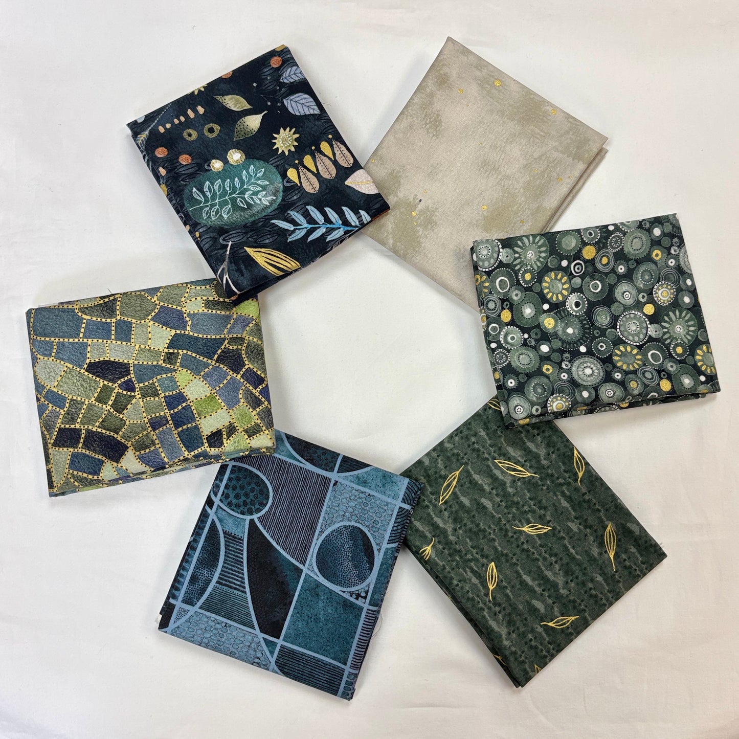 6 Fat Quarters Flora Blue Green
