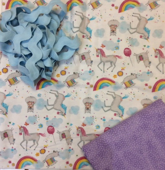 Unicorns Flannel Blanket Kit